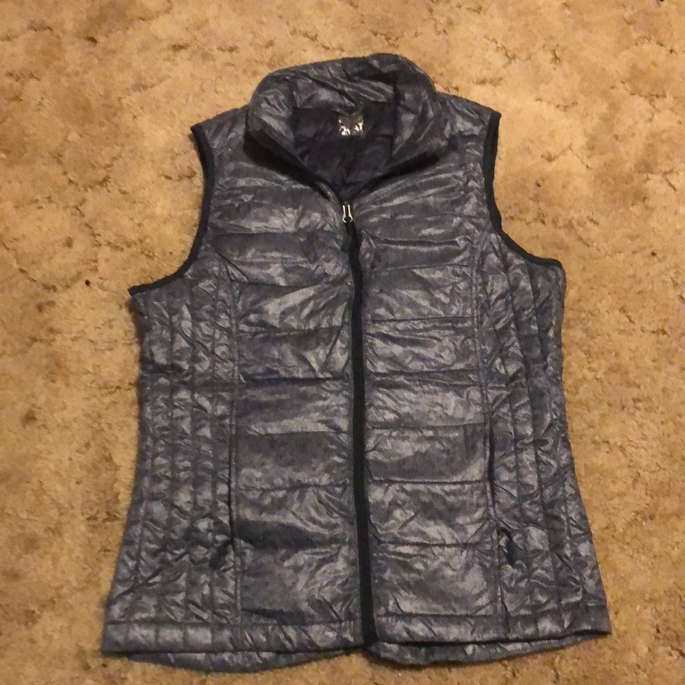 32 Degrees Vest